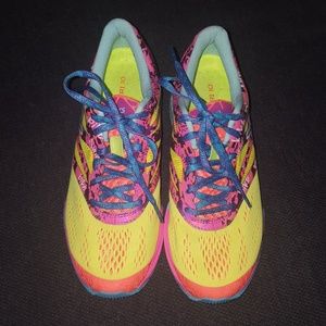 Asics Gel Running/Tennis Shoes